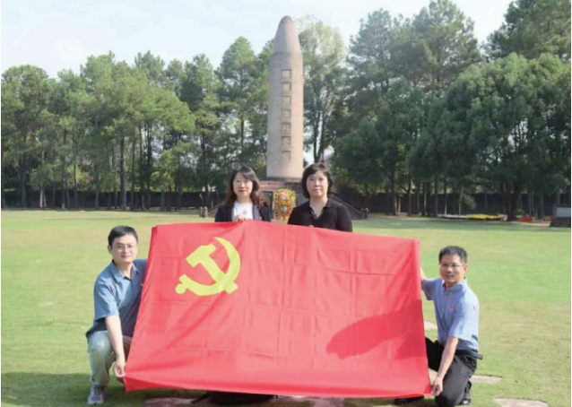 截屏2025-11-12 13.52.44