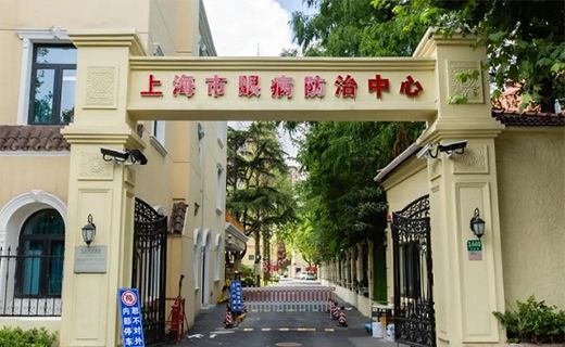 《新民周刊》：有好成绩就不能有好视力？千万别错过预防黄金期