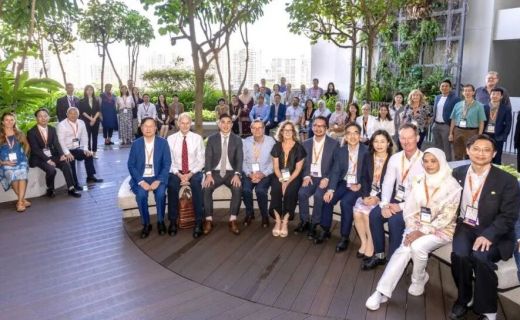 WHO近视峰会新加坡召开，我院专家积极建言提出新观点