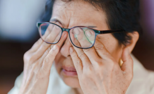 上海静安：气温骤降，警惕“冷”冬失明！