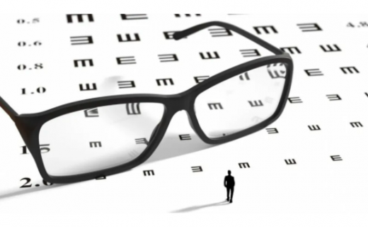 上海静安：开学季如何让孩子视力“不掉队”？医学验光配镜很重要！