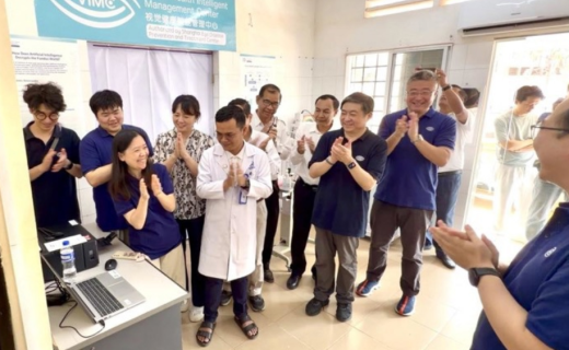 人民日报：上海视觉健康模式落地柬埔寨