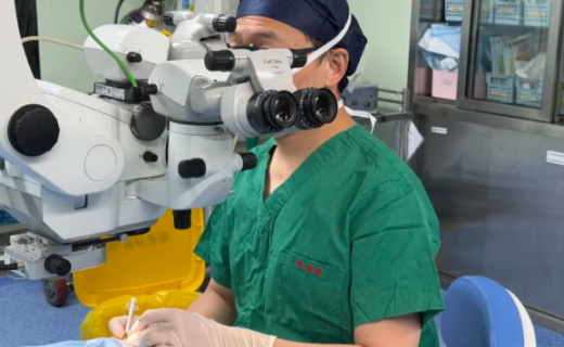 上海教育电视台：上海完成高剂量阿柏西普首针注射 眼底病患者治疗间隔显著延长